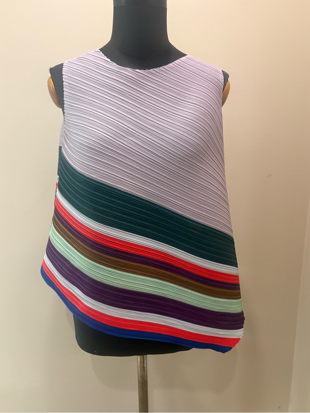 Brand new pleated Multi-Color Sleeveless Women’s Top - Lavender & Stripes